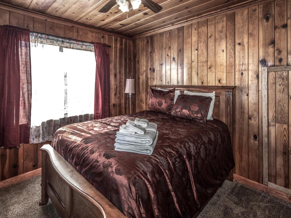 Alpine Cabin, 3 Bedrooms, Deck, Sleeps 8 Ruidoso Exteriör bild