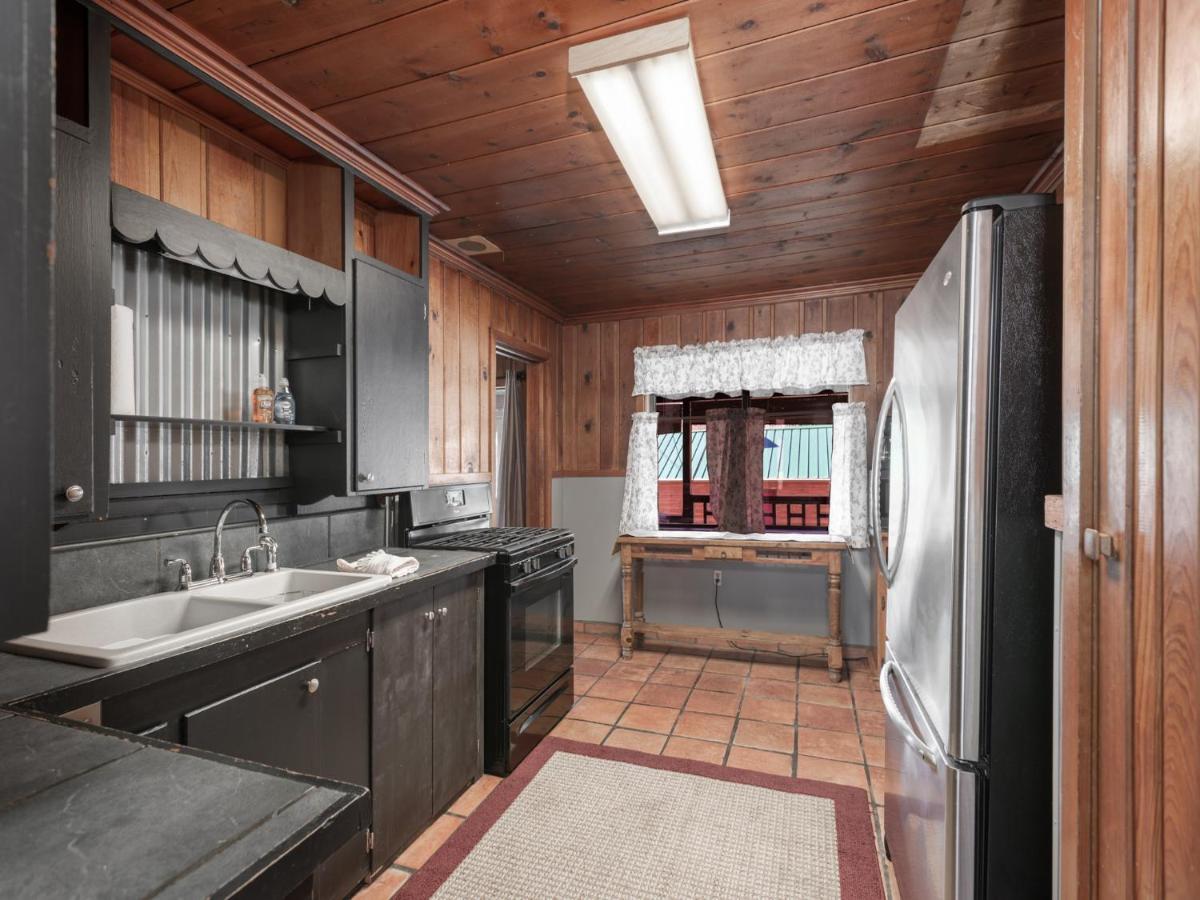 Alpine Cabin, 3 Bedrooms, Deck, Sleeps 8 Ruidoso Exteriör bild